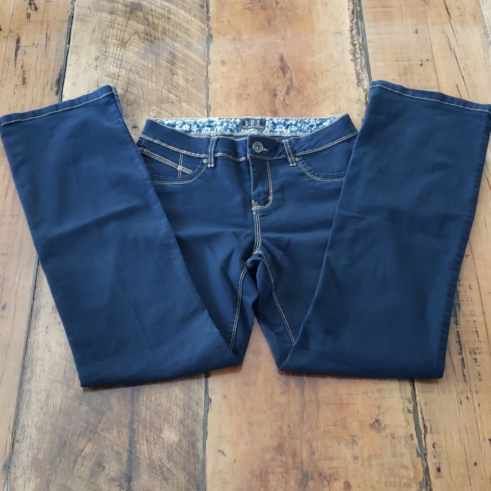 New Woman's Design Jeans